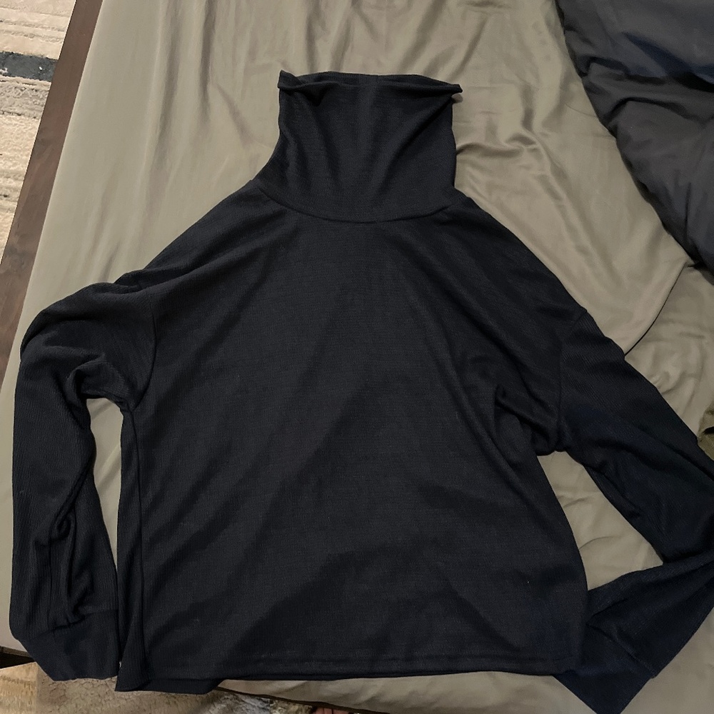 Turtle neck sweater